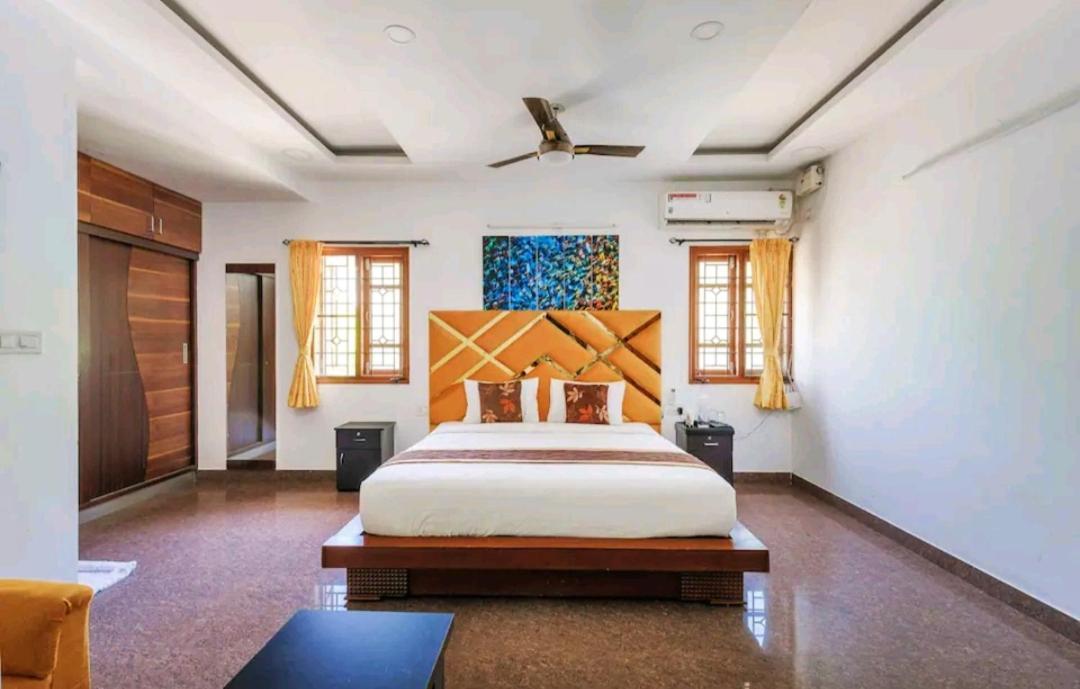 Tulip Villa Bangalore Buitenkant foto