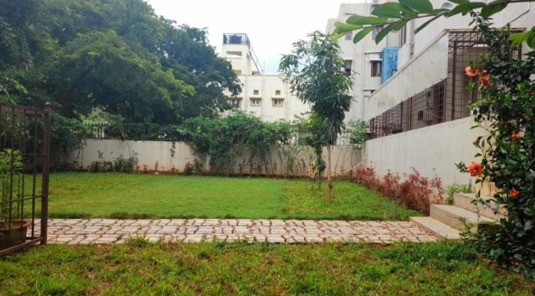 Tulip Villa Bangalore Buitenkant foto